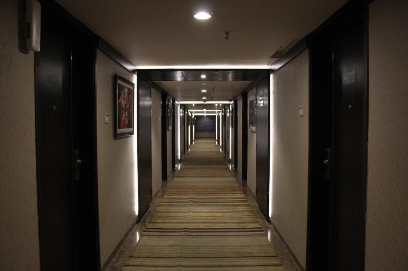 Hotel Siesta Hinjewadi Pune Zewnętrze zdjęcie
