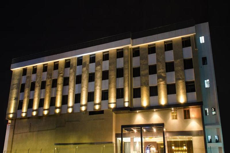 Hotel Siesta Hinjewadi Pune Zewnętrze zdjęcie