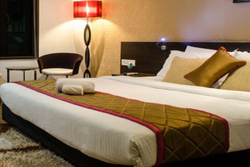 Hotel Siesta Hinjewadi Pune Zewnętrze zdjęcie
